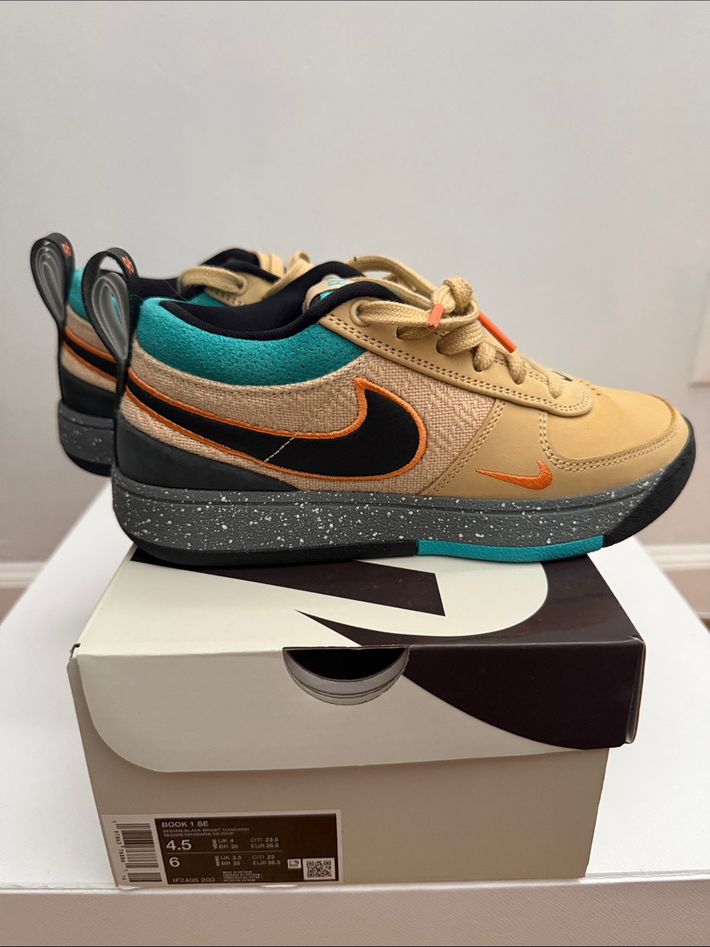 Nike Book 1. Size 4.5(Kids)/6(Womens)